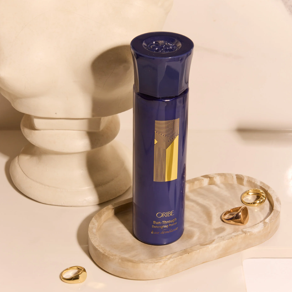 ORIBE Run-Through Detangling Primer 175ml - Незмивний спрей-кондиціонер для полегшення розчісування волосся - фото №3 ORIBE Run-Through Detangling Primer 175ml - Незмивний спрей-кондиціонер для полегшення розчісування волосся - фото №3